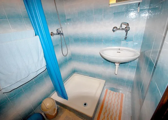 Begic By El-pi Tours *
