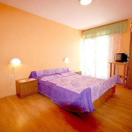 Begic By El-pi Tours Apartament Malinska